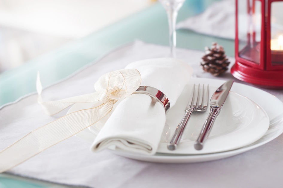 How to Plan a Corporate Dinner Event in 5 Steps | KNKV Group - cutlery