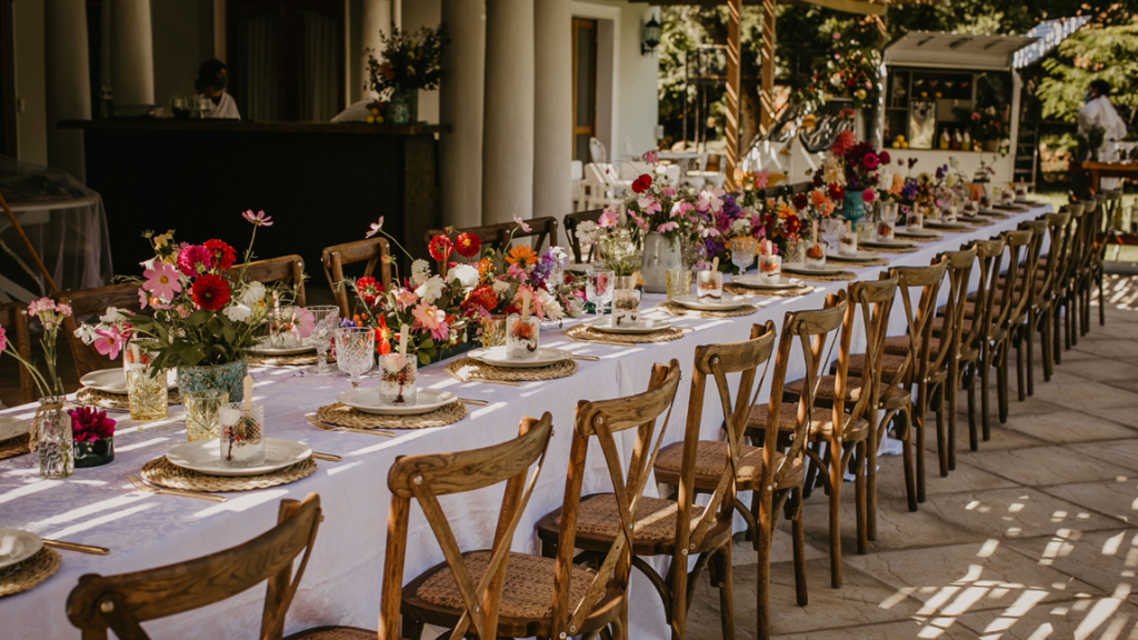 Company Annual Dinner Theme Ideas - 10 Ideas | KNKV Group - garden