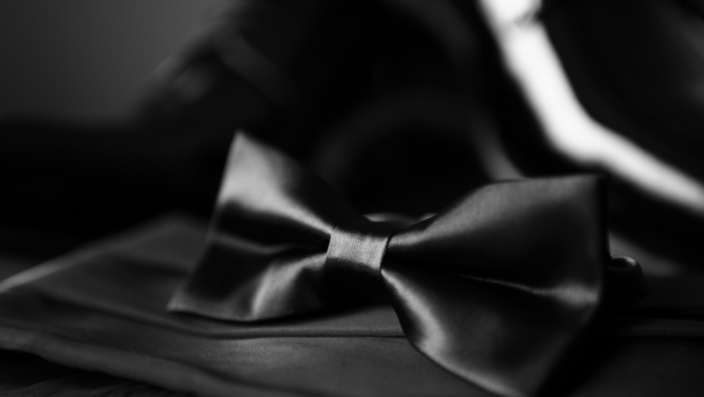Company Annual Dinner Theme Ideas - 10 Ideas | KNKV Group - black white