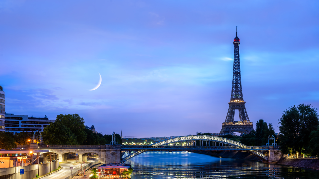 Company Annual Dinner Theme Ideas - 10 Ideas | KNKV Group - paris
